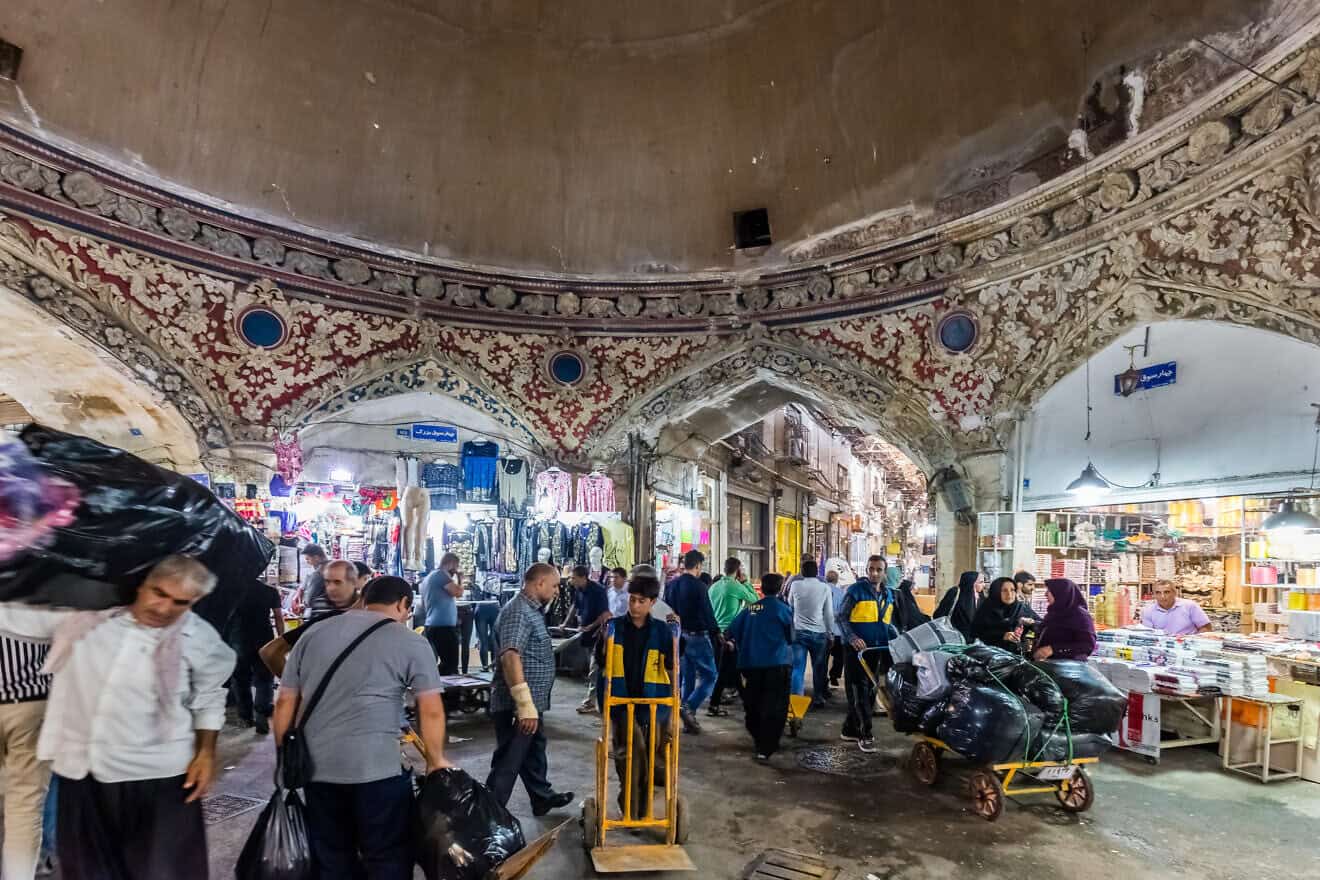 Shoppers browse the Grand Bazaar of Tehran on Sept. 17, 2016. Photo by Diego Delso via Wikimedia Commons.