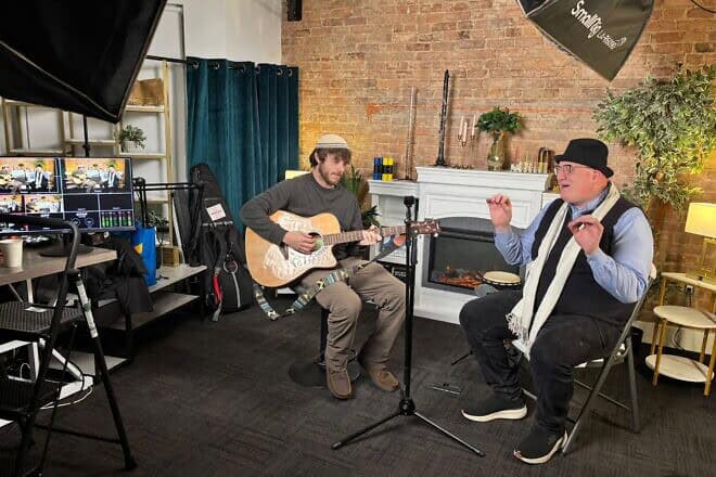 Music will be on tap for a new Chanukah video series, featuring (at left) Chazzan Shmuli Blesofsky. Credit: Merkos 302/Chabad-Lubavitch.