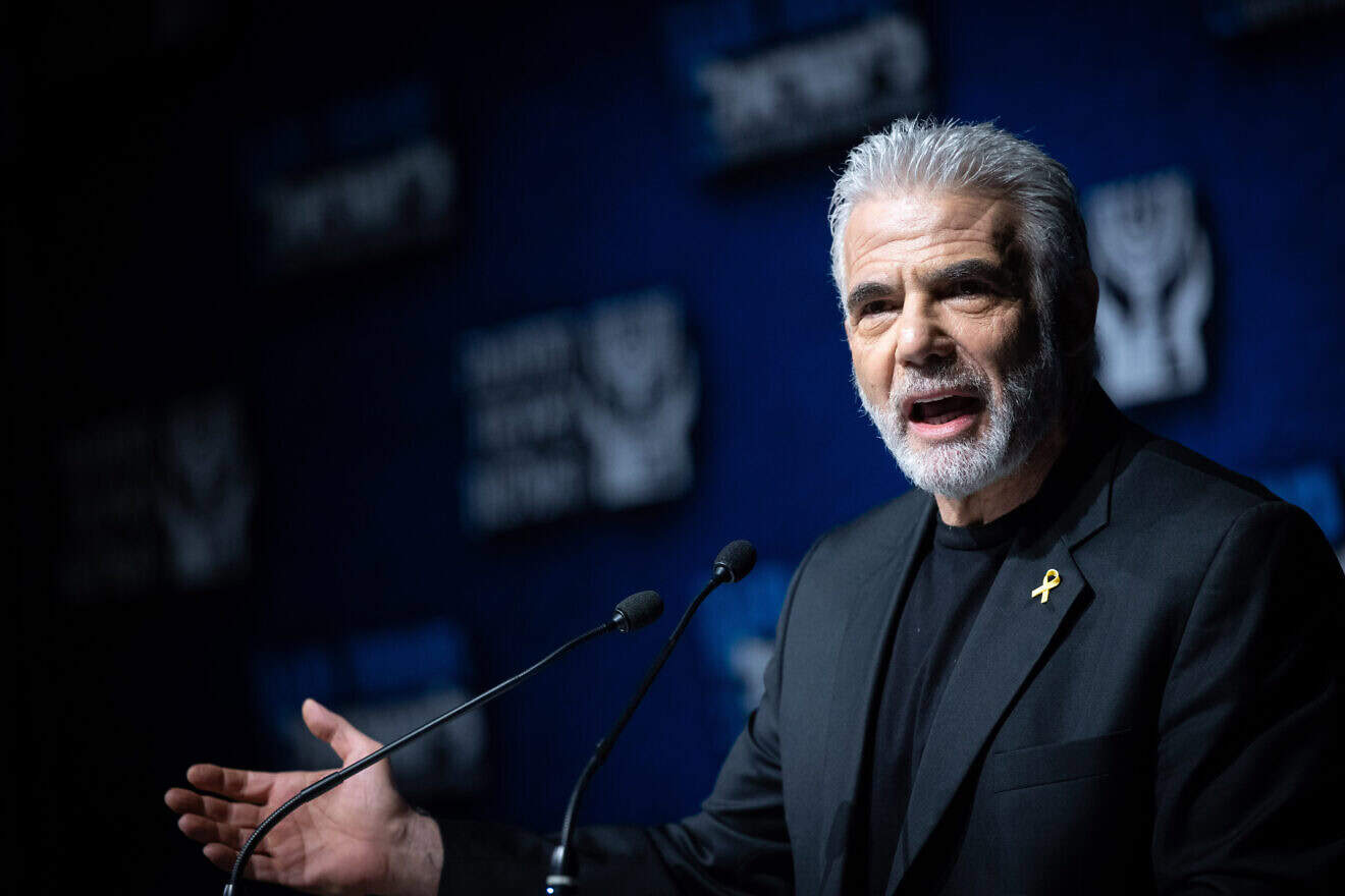 Israeli opposition leader Yair Lapid speaks at an event organized by the Movement for Quality Government, Tel Aviv, Dec. 3, 2024. Photo by Miriam Alster/Flash90.