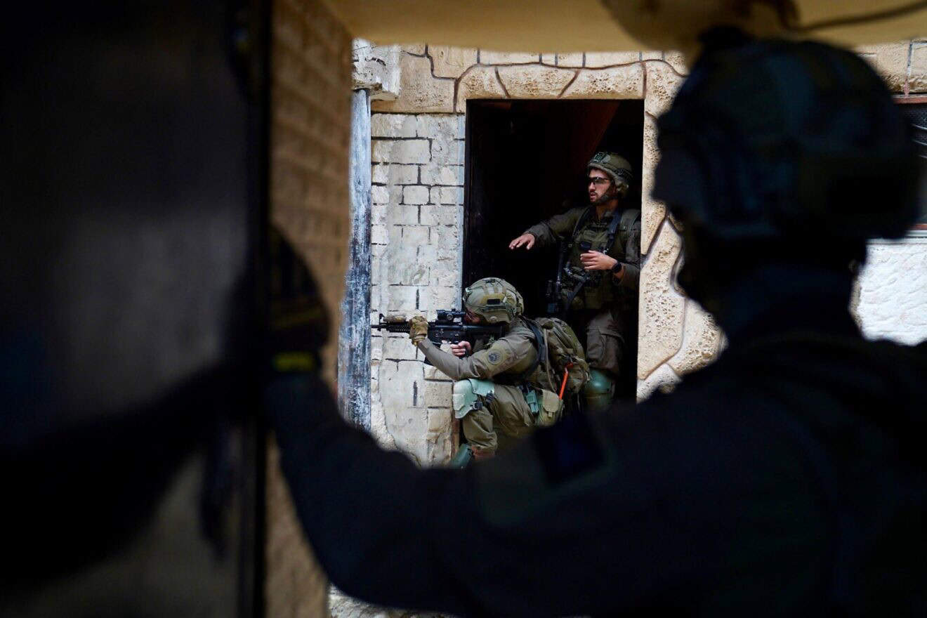 Israeli forces during a counterterror operation in Tulkarem in northwestern Samaria, December 2024. Credit: IDF.