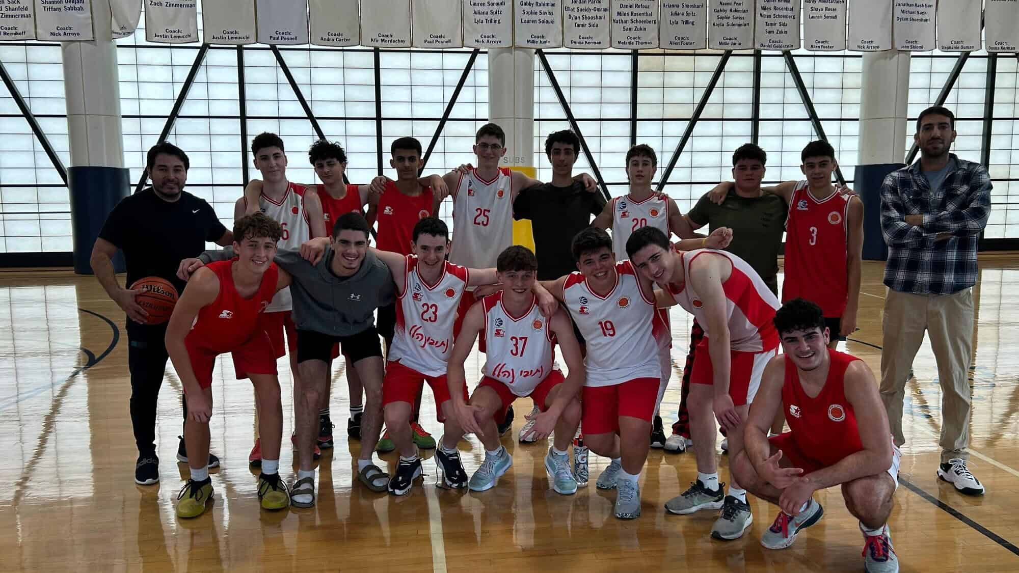 A basketball team comprised of Israeli high school teens who survived the Hamas terrorist attacks in southern Israel on Oct. 7, 2023, reunited to play at Sinai Temple in Los Angeles on a trip to the United States from late September to early October 2024. Photo by Izzy Salant.