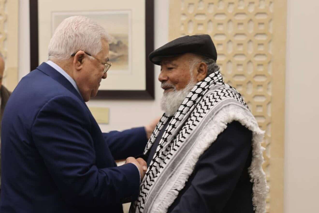 Palestinian Authority leader Mahmoud Abbas with Fuad Shubaki, March 2023 Source: “Wafa” News Agency via MEMRI. Palestinian Authority leader Mahmoud Abbas with Fuad Shubaki, March 2023 Source: “Wafa” News Agency via MEMRI.