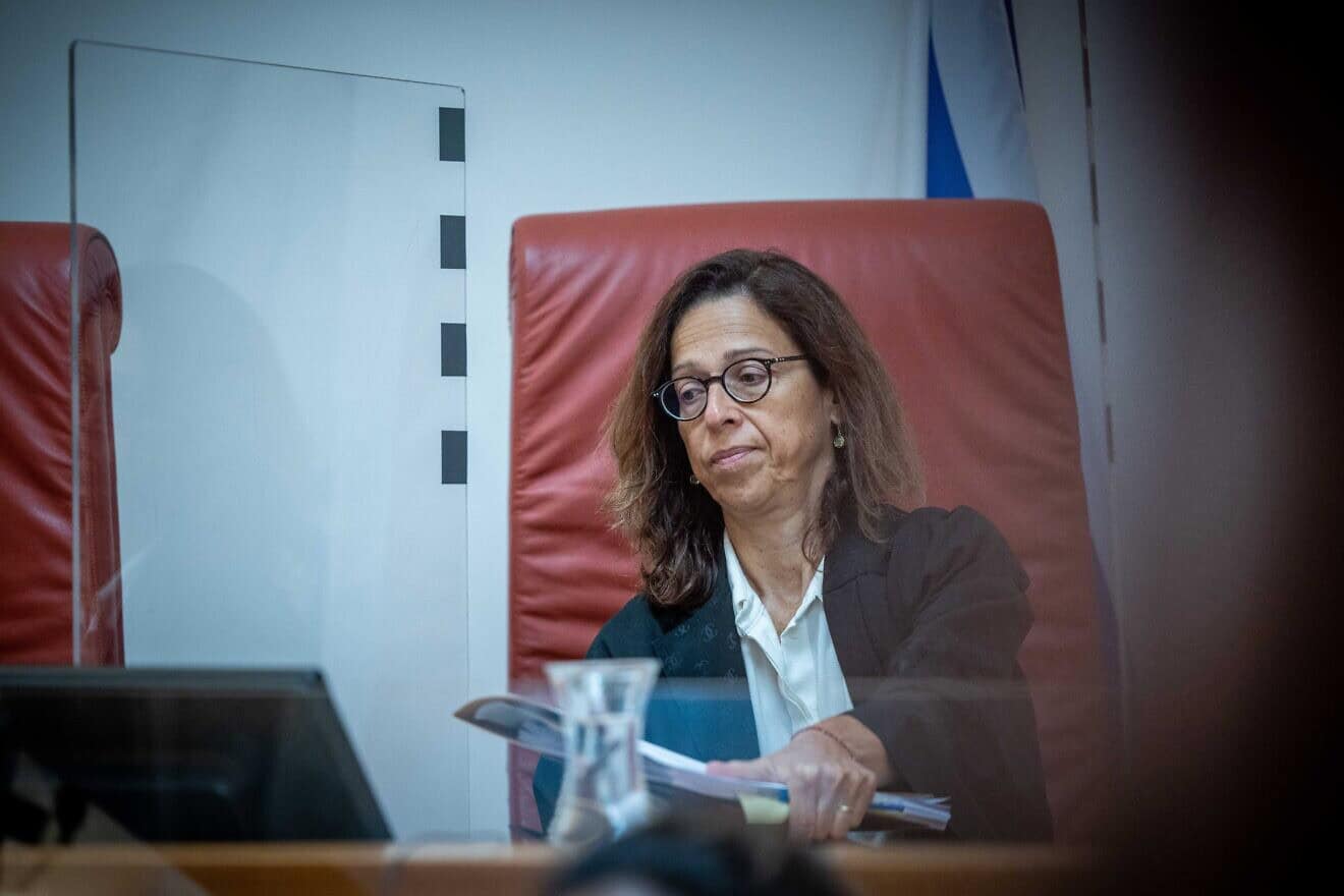 Supreme Court Justice Ruth Ronen arrives for a hearing at the court in Jerusalem on Aug. 23, 2022. Photo by Yonatan Sindel/Flash90.