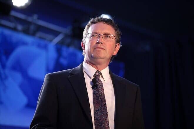 Rep. Thomas Massie (R-Ky.) speaking with attendees at the 2019 Young Americans for Liberty Convention in Philadelphia. Credit: Gage Skidmore via Wikimedia Commons.