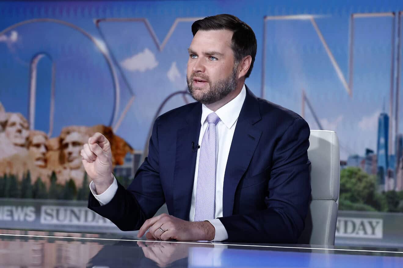 Vice President-elect J.D. Vance visits "Fox News Sunday" with anchor Shannon Bream at FOX News D.C. Bureau on Jan. 11, 2025 in Washington, D.C. Photo by Paul Morigi/Getty Images.