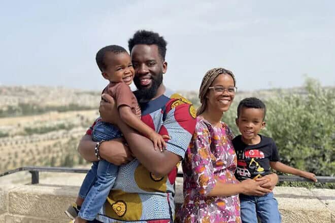 Olga Washington with her husband, Joshua Washington, and their sons Ezra and Jonah in Israel. Credit: Courtesy of StandWithUs.