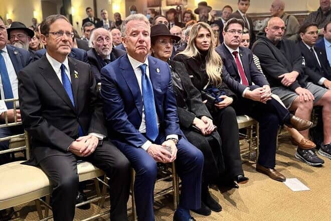 Israeli President Isaac Herzog and U.S. Mideast envoy Steve Witkoff at the opening of the Altneu Synagogue on Manhattan's Upper East Side, Jan. 26, 2025. Credit: Koby Gideon/GPO.