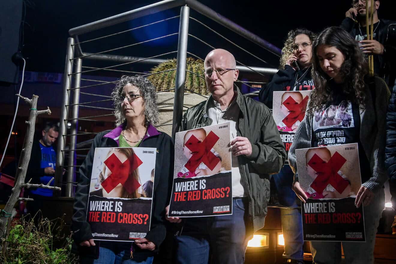 Israelis and families of those being held hostage by Hamas terrorists in the Gaza Strip protest in Tel Aviv outside a meeting of the president of the International Committee of the Red Cross, Mirjana Spoljaric Egger, on Dec. 14, 2023. Photo by Avshalom Sassoni/Flash90.