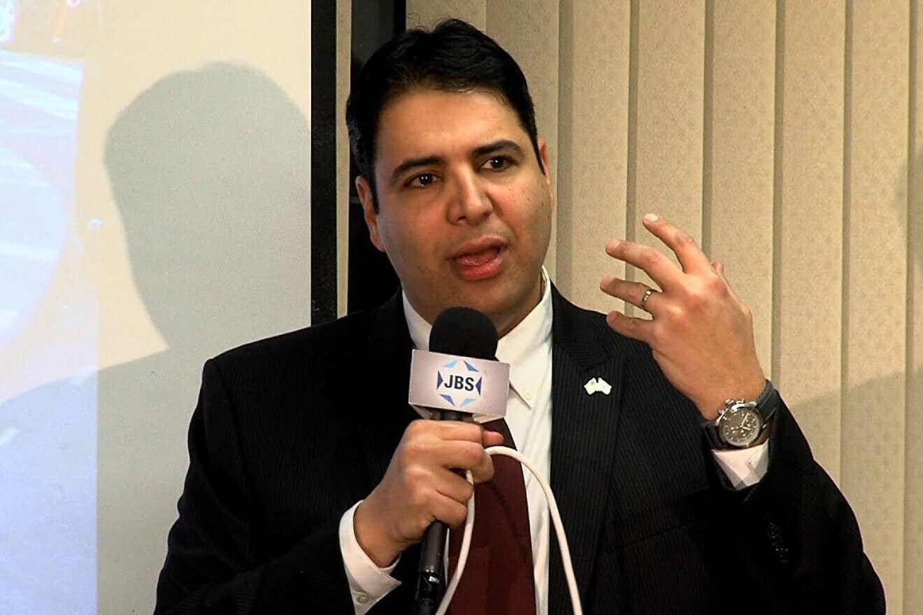 Shahar Azani. Source: YouTube/Jewish Broadcasting Service.