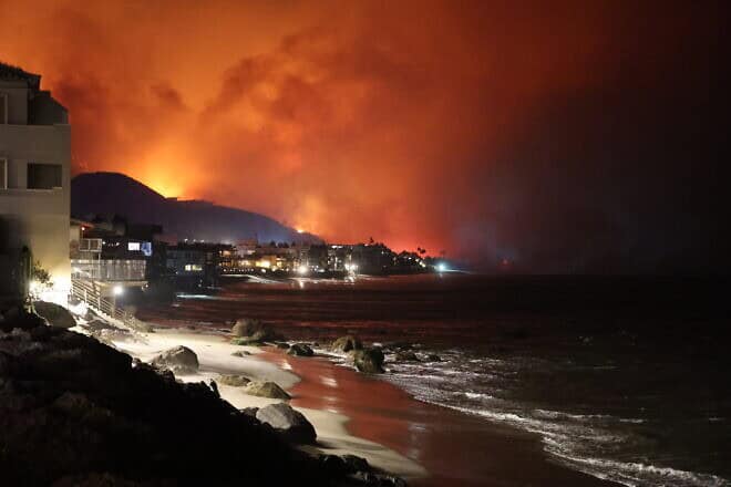 Fire ravages the Pacific Palisades in Southern California on Jan. 8, 2025, January 2025. Credit: CAL FIRE_Official via Wikimedia Commons.