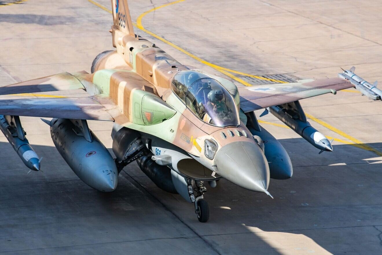 A "Sufa" F-16I fighter jets takes off from Ramon Airbase in Israel to attack Houthi military targets in Yemen on Jan. 10, 2025. Credit: IDF.
