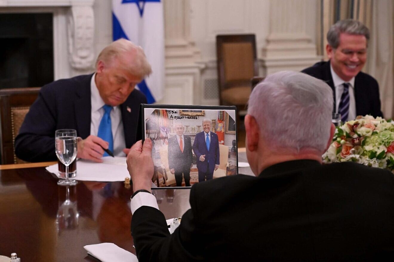 Israeli Prime Minister Benjamin Netanyahu and U.S. President Donald Trump at the White House in Washington, D.C., Feb. 4, 2025. Credit: Avi Ohayon/GPO.