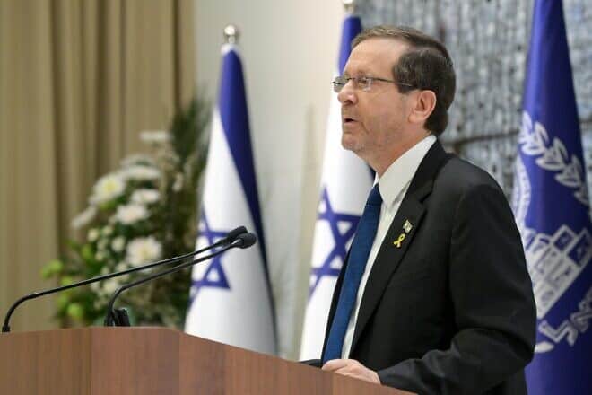 Israeli President Isaac Herzog delivers a speech urging the completion of the Gaza hostage deal with Hamas at the President's Residence in Jerusalem on Feb. 3, 2025. Photo by Ma'ayan Toaf/GPO.