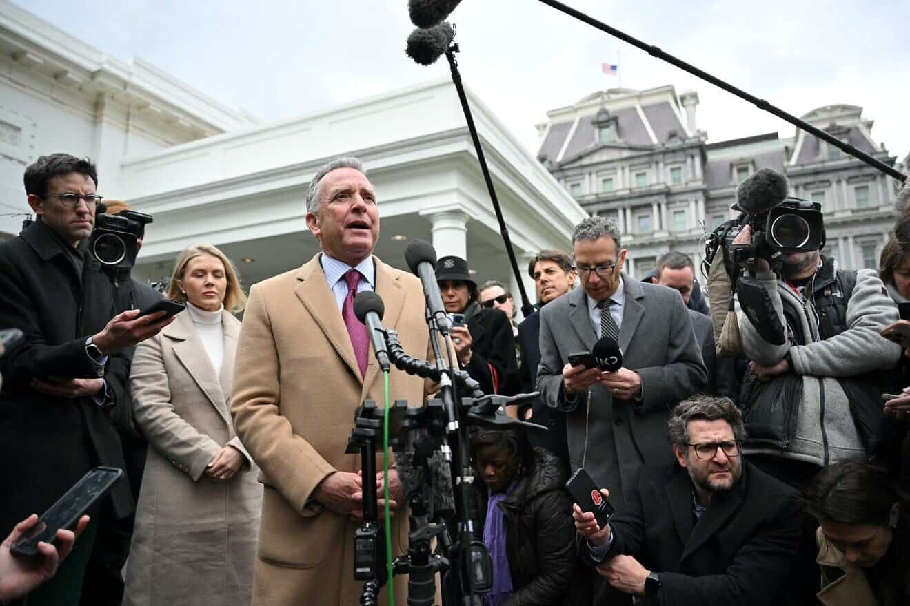 U.S. Middle East envoy Steve Witkoff speaks to reporters outside the West Wing of the White House, Washington, D.C., March 6, 2025. Photo by Mandel Ngan/AFP via Getty Images.