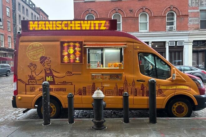 Manischewitz Deli Food Truck at the South Street Seaport in New York City, March 24, 2025. Photo by Vita Fellig.