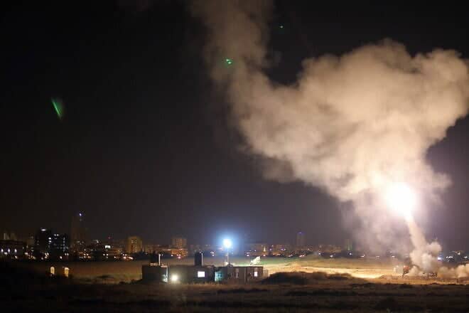 Iron Dome system intercepts rockets launched from Gaza Strip aimed at the city of Ashdod, on July 8, 2014. Credit: Israel Defense Forces via Wikimedia Commons.
