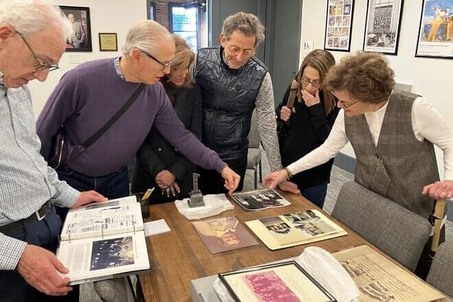 Visitors from Birmingham, Ala., explore family items donated to the museum. Credit: Courtesy of Museum of the Southern Jewish Experience.