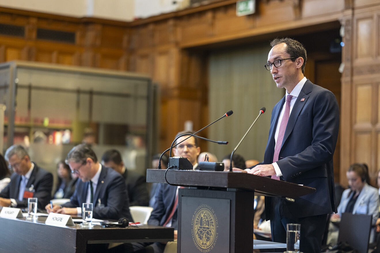 Joshua Simmons, a senior legal adviser to the U.S. State Department, addresses the International Court of Justice, in The Hague, during a public hearing on the request for an advisory opinion on Israel's obligations to provide aid to Palestinians, April 30, 2025. Credit: Frank van Beek, U.N. Photo, courtesy of the ICJ.