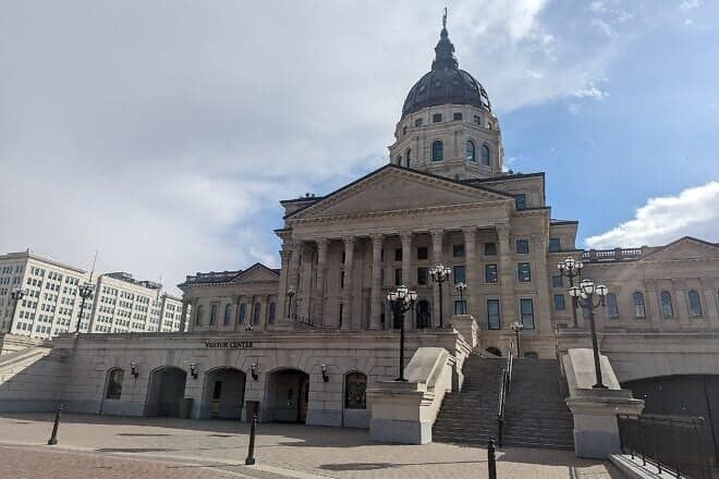 Kansas State Capitol building in Topeka, Kan., March 17, 2023. Credit: Elli via Wikimedia Commons.