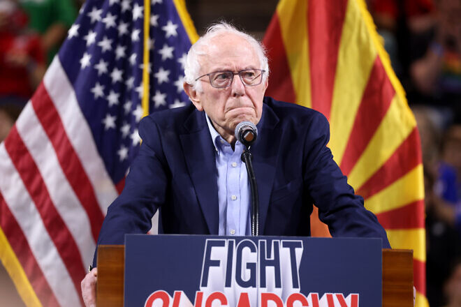 Sen. Bernie Sanders (I-Vt.) speaks at a "fight oligarchy" rally at Mullett Arena in Tempe, Ariz., March 20, 2025. Credit: Gage Skidmore via Creative Commons.