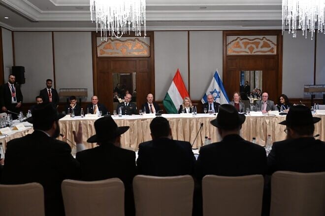 Israeli Prime Minister Benjamin Netanyahu and his wife, Sara Netanyahu, met in Budapest with leaders of Hungary's Jewish community, April 4, 2025. Credit: Avi Ohayon/GPO.