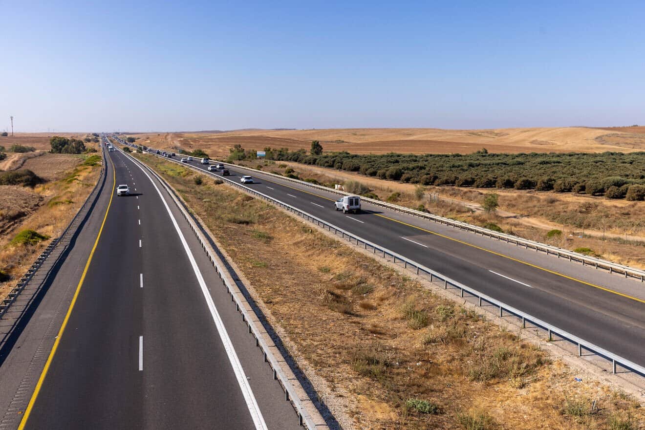 Cars on Highway 6 on Aug. 4, 2024. Photo by Yossi Aloni/Flash90.