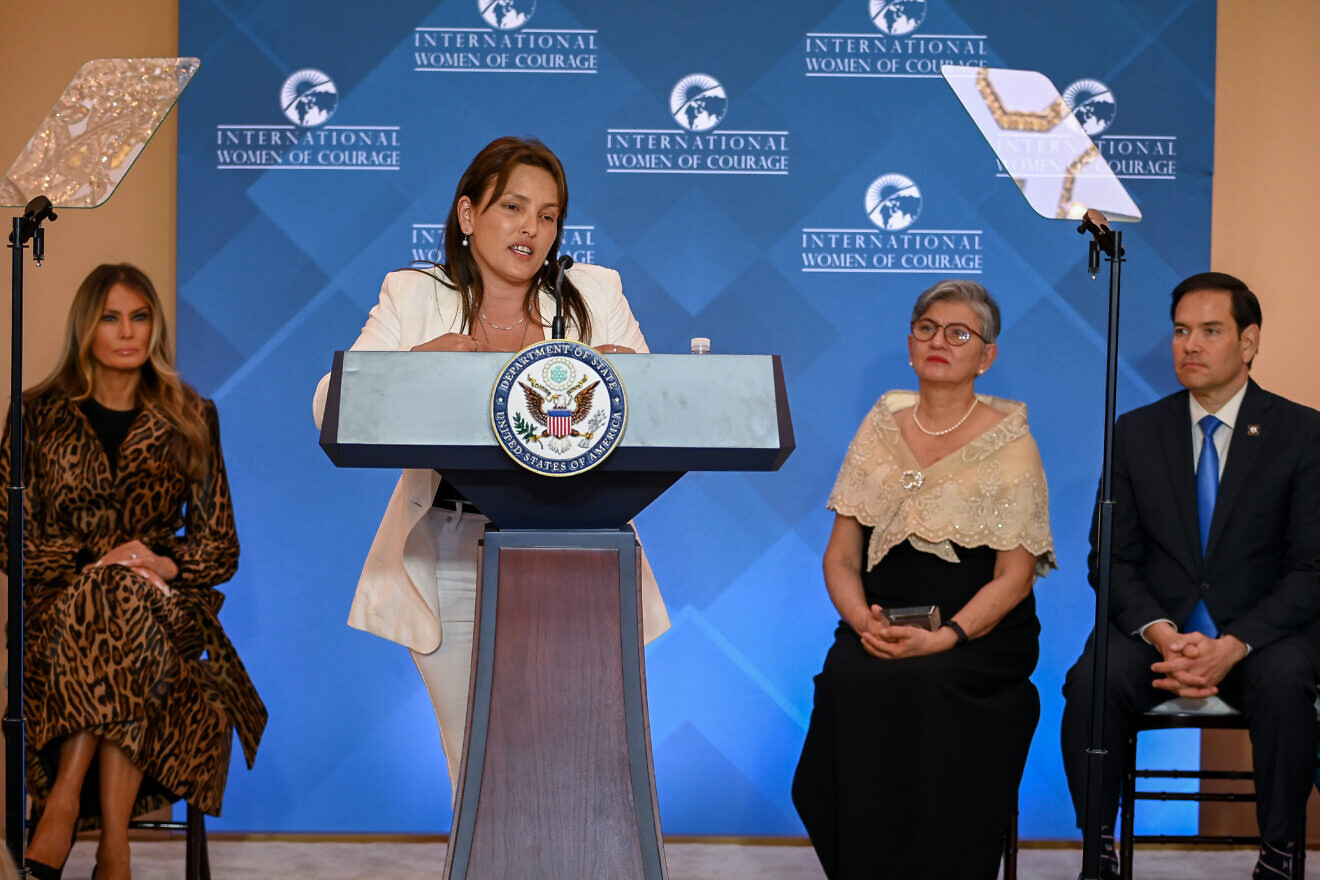 Former hostage Amit Soussana receives an International Women of Courage Award at the State Department in Washington, D.C., April 1, 2025. Credit: Liri Agami/Flash90.