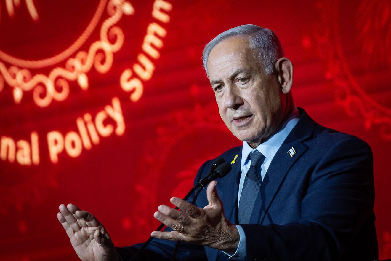 Israeli Prime Minister Benjamin Netanyahu speaks at the Jewish News Syndicate conference in Jerusalem, April 27, 2025. Credit: Yonatan Sindel/Flash90.