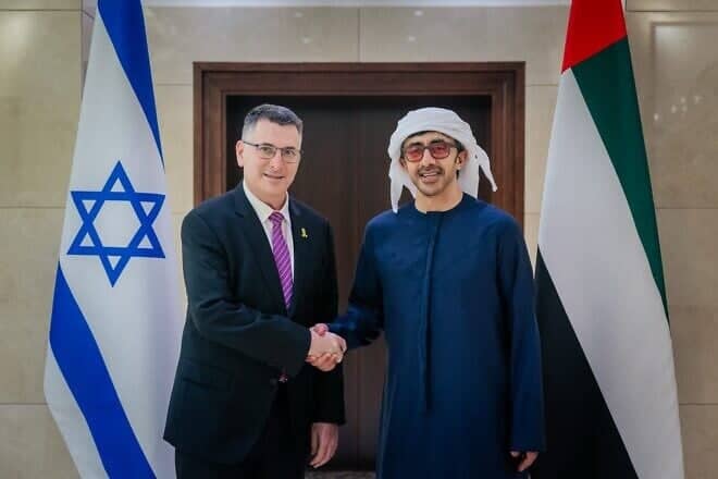 Israeli Foreign Minister Gideon Sa'ar and United Arab Emirates Foreign Minister Sheikh Abdullah bin Zayed Al Nahyan in Abu Dhabi on April 6, 2025. Source: @gidonsaar/X.