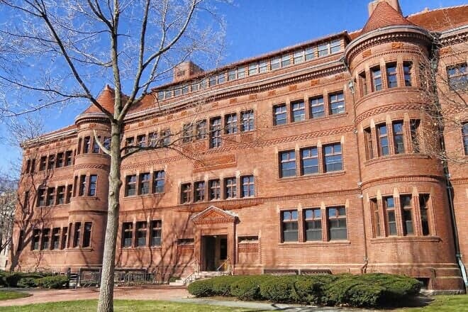 A building at Harvard University in Cambridge, Mass. Credit: Pixabay.