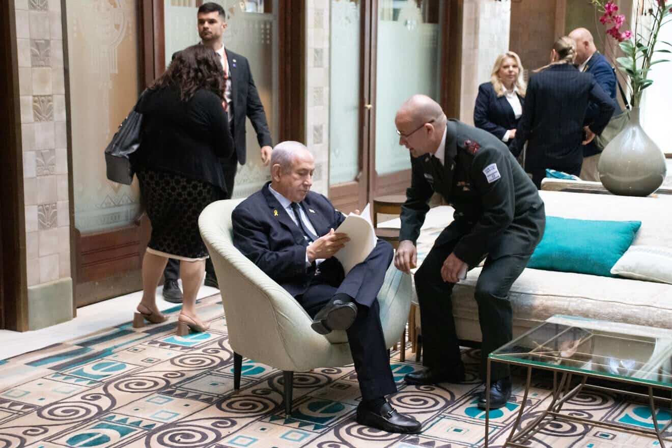 Israeli Prime Minister Benjamin Netanyahu sits in the lobby of the Four Seasons Hotel in Budapest on April 4, 2025. Photo by David Isaac.