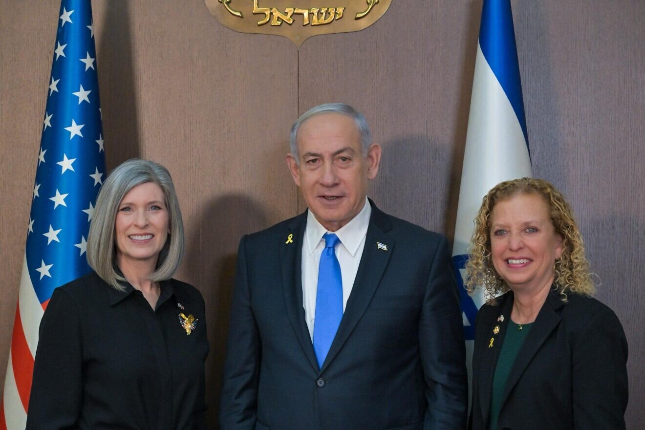 Israeli Prime Minister Benjamin Netanyahu meets at the Prime Minister's Office in Jerusalem with Sen. Joni Ernst (R-Iowa), left, and Rep. Debbie Wasserman Schultz (D-Fla.) on April 16, 2025. Credit: Kobi Gideon/GPO.