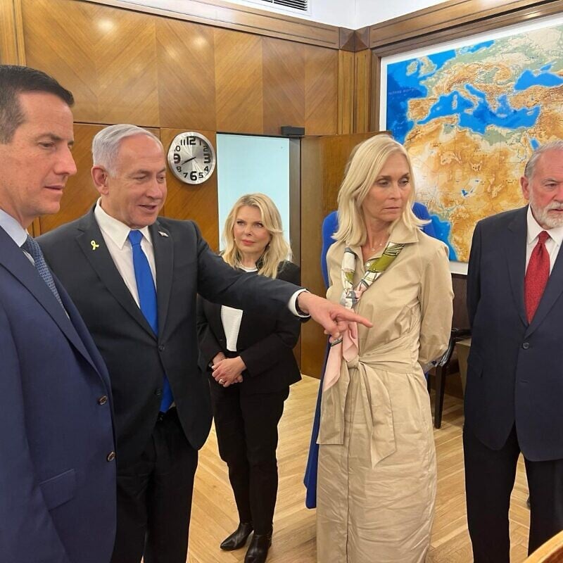 Israeli Prime Minister Benjamin Netanyahu and his wife, Sara Netanyahu, meet with Sen. Bernie Moreno (R-Ohio) and his wife Bridget Moreno and with the newly-installed U.S. Ambassador to Israel Mike Huckabee and his wife Janet Huckabee, April 21, 2025. Credit: Courtesy of the spokesperson to the Israeli prime minister.