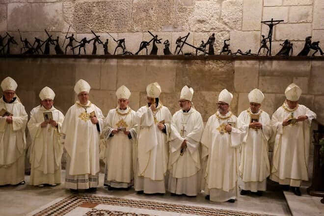 A memorial service for late Pope Francis at the Church of the Holy Sepulchre in Jerusalem. April 23, 2025. Photo by Jamal Awad/Flash90.