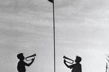 The first torch-lighting ceremony on Mount Herzl in Jerusalem on Israel’s second Independence Day, 1950. Credit: Photo Panorama, KKL-JNF Archive.