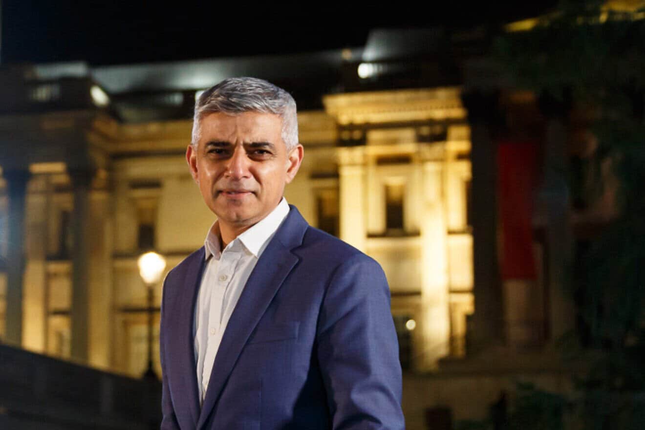 London Mayor Sadiq Khan poses for a photo on Dec. 9, 2020. Credit: Courtesy of Chabad.org/News.