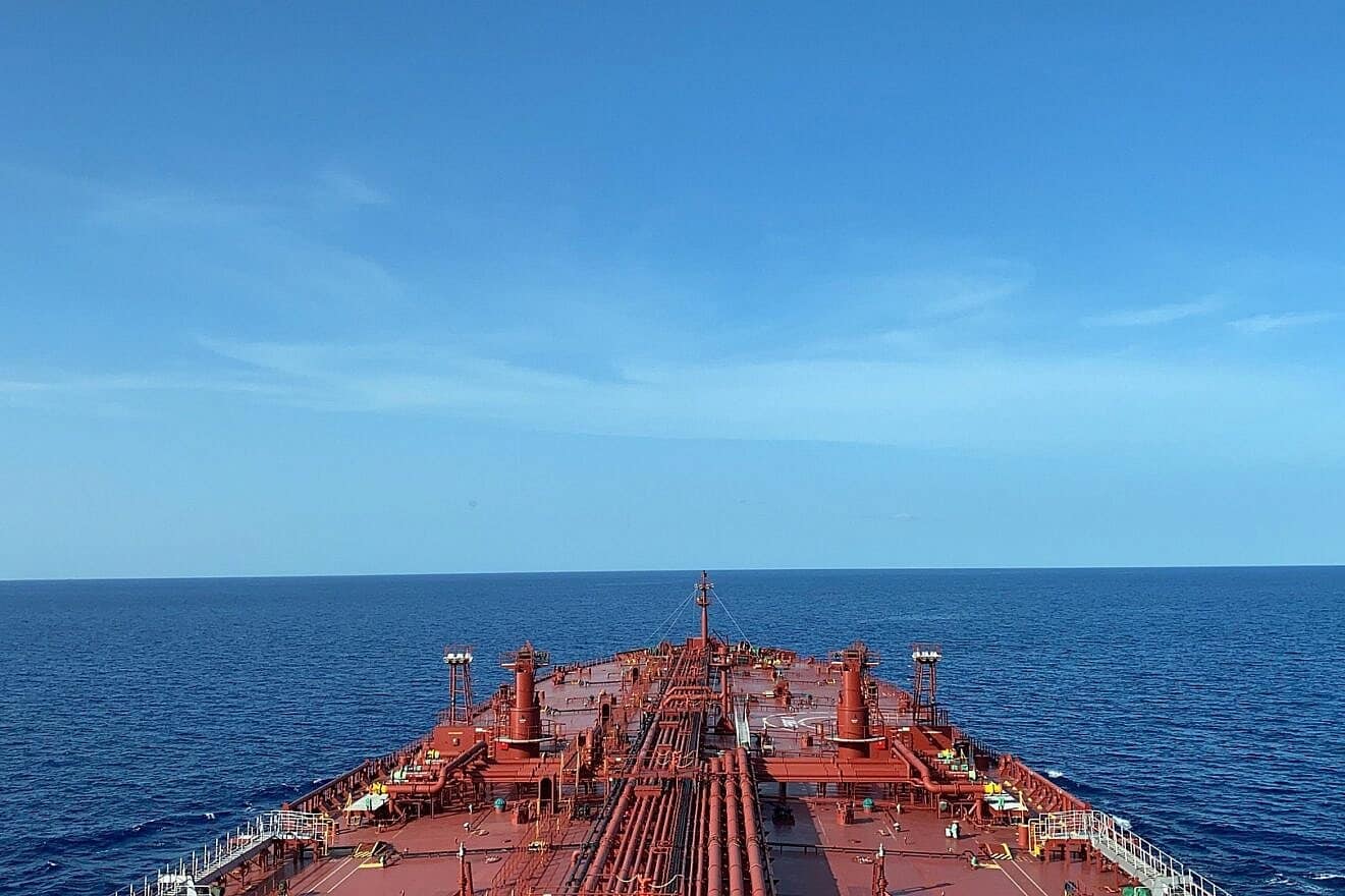 Oil tanker. Credit: Angad Cheema/Pixabay.