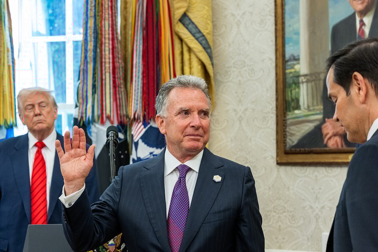 Dem senators want answers from Witkoff on crypto assets, ties to powerful  Emirati - JNS.org