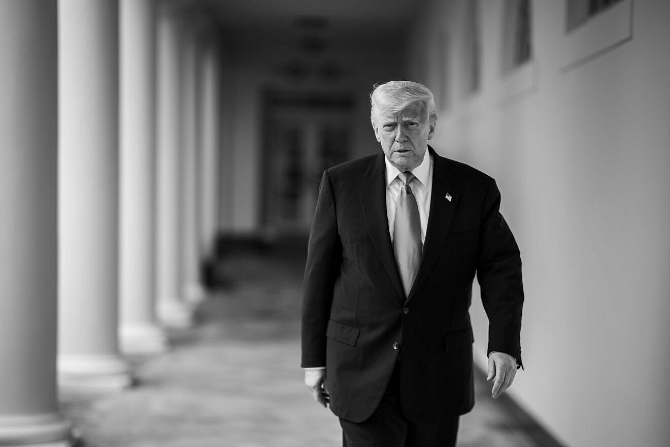 U.S. President Donald Trump walks along the West Colonnade on the way to the Executive Residence for an event, in Washington, D.C., May 21, 2025. Photo by Daniel Torok/White House.