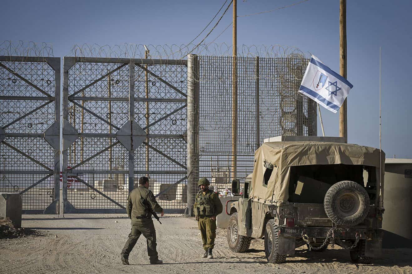 Israel Defense Forces soldiers near a Humvee in southern Israel on the border with Gaza, Nov. 11, 2024. Photo by Michael Giladi/Flash90.