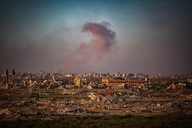 Smoke rises from an Israeli military operation in the northern Gaza Strip on May 21, 2025. Photo by Ali Hassan/Flash90.