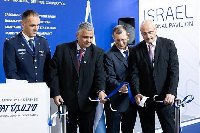 (Right to left) Israel Ambassador to Greece Noam Katz; Head of SIBAT Brig. Gen. (Res.) Yair Kulas; RT LTA Systems CEO Rami Shmueli; and Israel’s Defense Attaché to Greece Col. Tal Wollenberg at DEFEA 2025 in Athens. Credit: Israel Ministry of Defense.