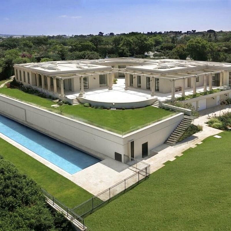 Caesarea’s own Mar-a-Lago. Credit: Courtesy of Davidson Real Estate.