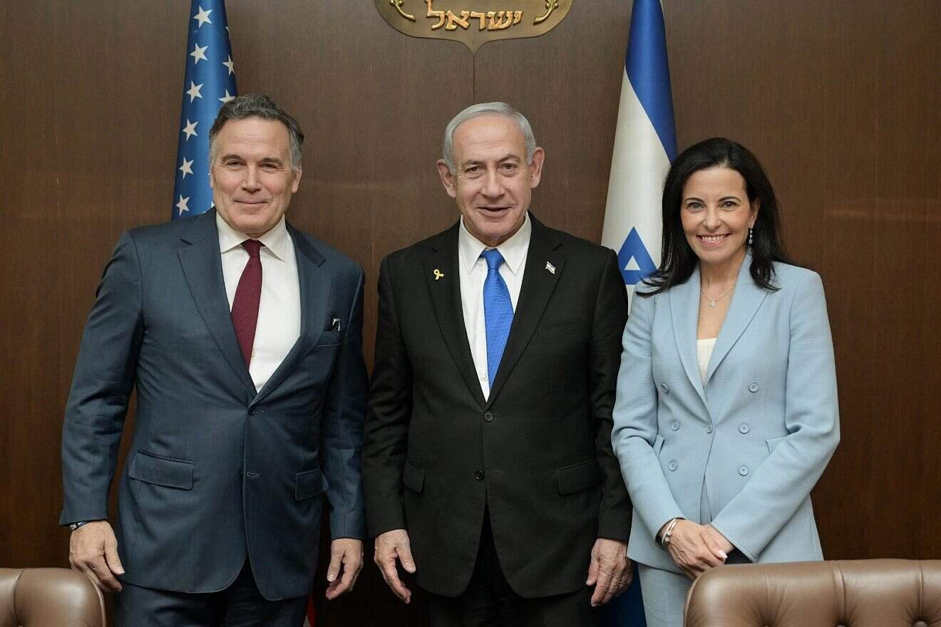Israeli Prime Minister Benjamin Netanyahu (center) meets with U.S. Senator Dave McCormick (R-Pa.) and his wife Dina Habib Powell in Jerusalem, May 26, 2025. Photo by Ma'ayan Toaff/GPO.