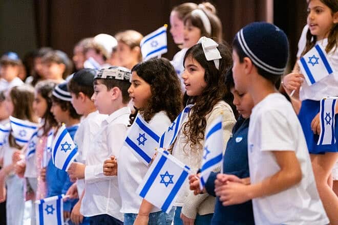 Students at Sinai Akiba Academy in Los Angeles. Credit: Courtesy.
