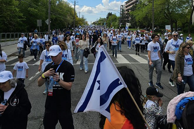 An estimated 56,000 people participate in a Walk with Israel, sponsored by the UJA Federation of Greater Toronto, on May 25, 2025. Photo by Dave Gordon.