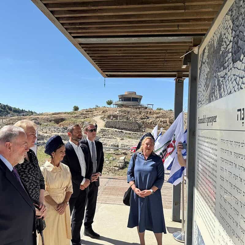 U.S. Ambassador to Israel Mike Huckabee (left) during an official visit to the Ancient Shiloh site in the Binyamin region of southern Samaria, May 7, 2025. Credit: Yesha Council.