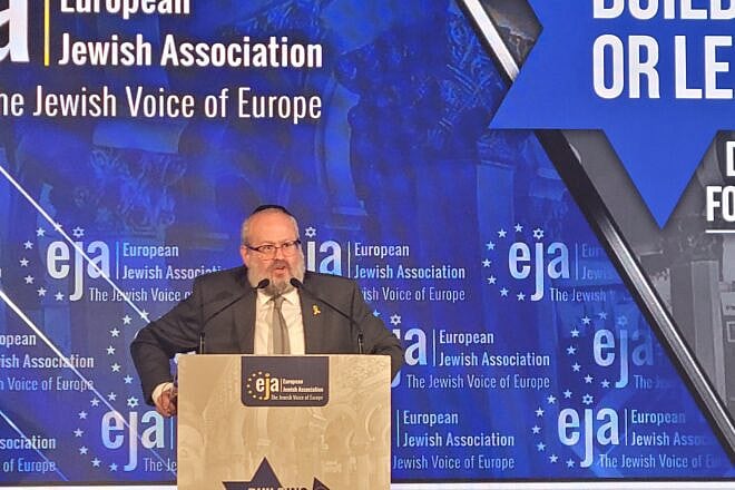 Rabbi Yehuda Kaploun speaks at a conference in Madrid, Spain on May 12, 2025. Photo by Canaan Lidor.