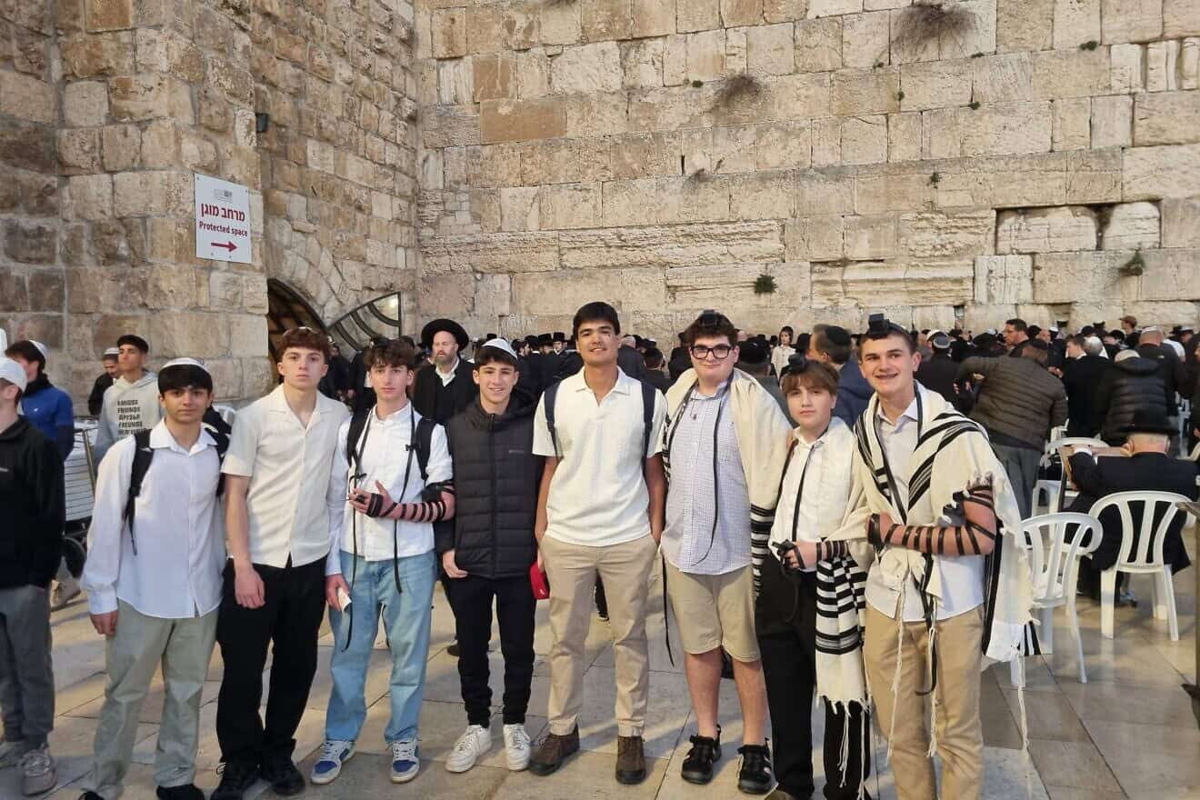 Students from the Alexander Muss High School in Israel program pray at the Western Wall during their semester abroad. Credit: Courtesy.