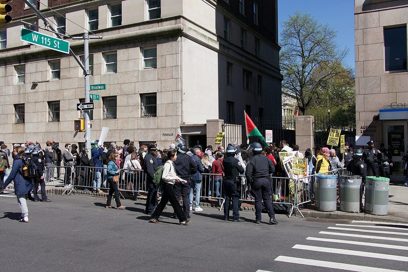 NY man charged with hate crimes for attacking Jews reportedly tied to Hamas